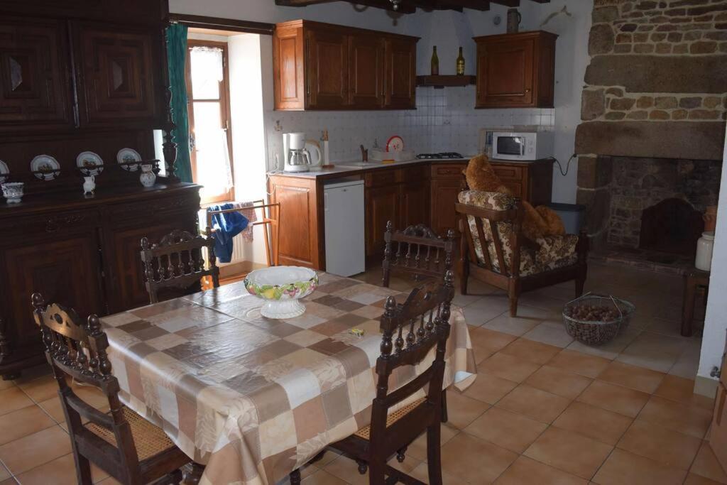 La Foret Auvray - Maison De Campagne Putanges Kültér fotó
